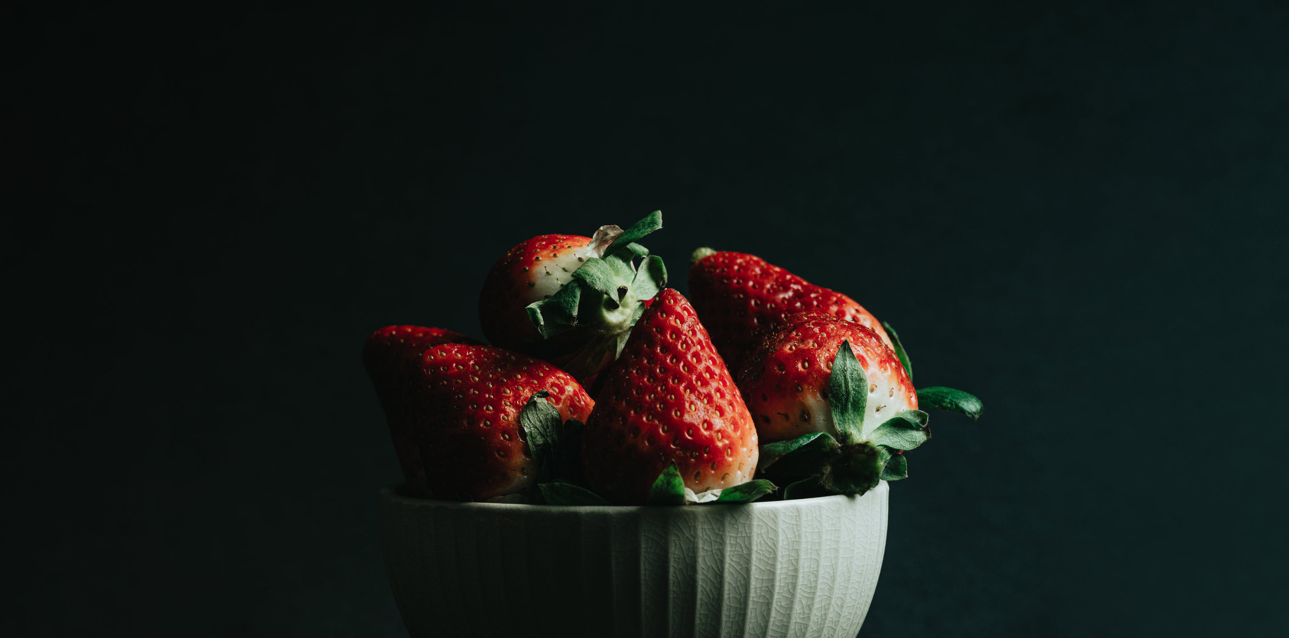 ripe-red-strawberries-in-a-white-bowl.jpg